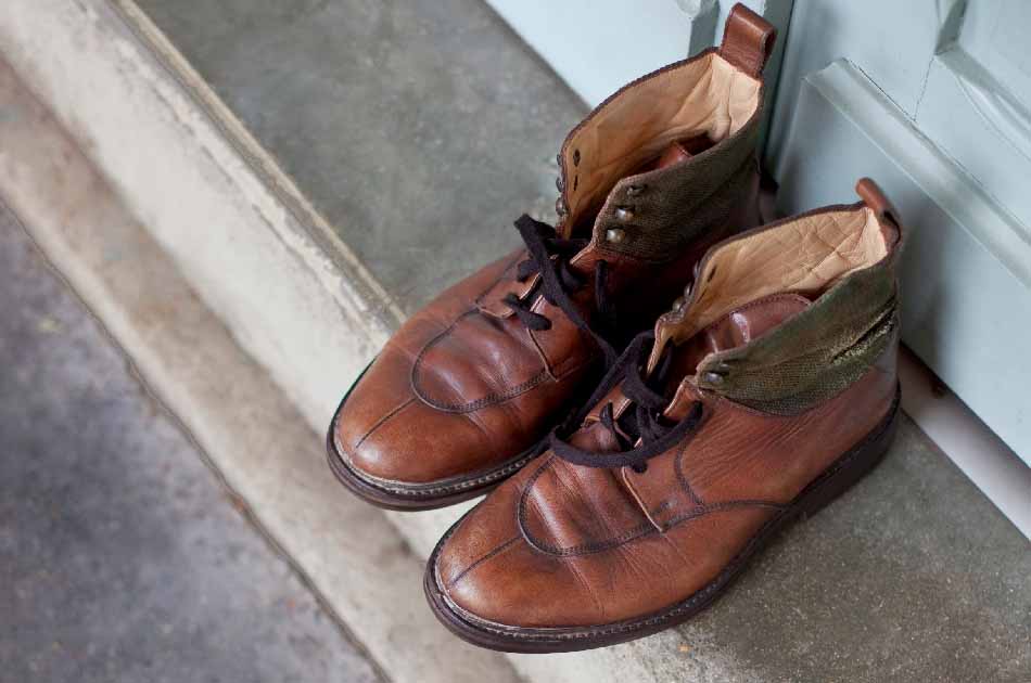 How to Keep Leather Shoes from Cracking and Conquer Shoe Deterioration