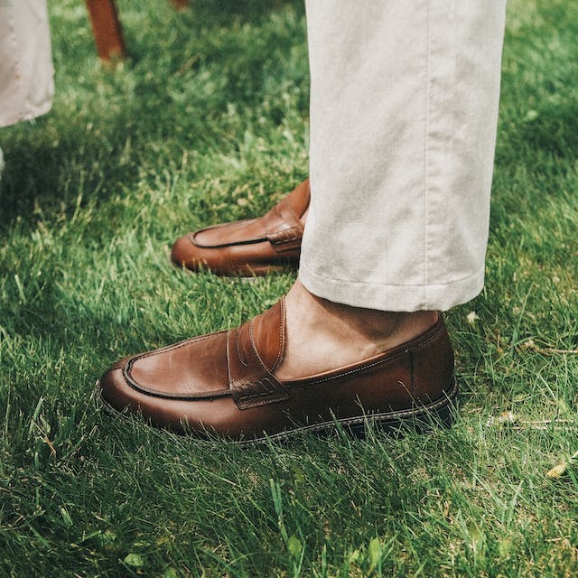 how to style penny loafers