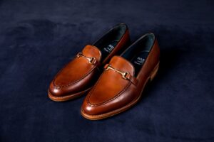 how to style penny loafers